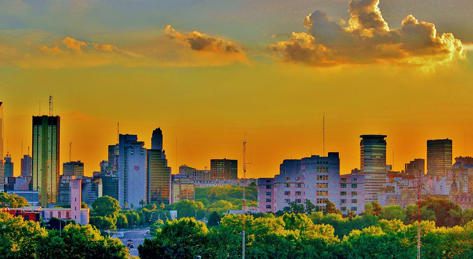 Буэнос-Айрес: Buenos Aires, Argentina Skyline - panoramio (2)