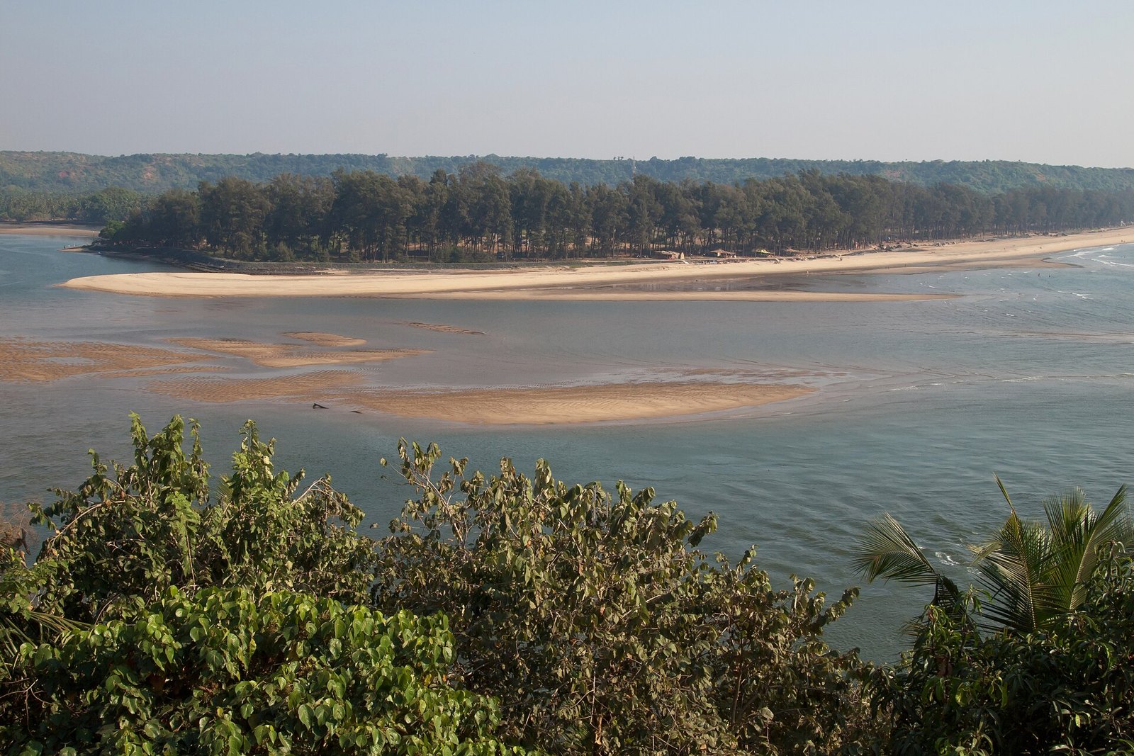 Гоа: The Terekhol River and Querim Beach, panoramic view, Goa, India