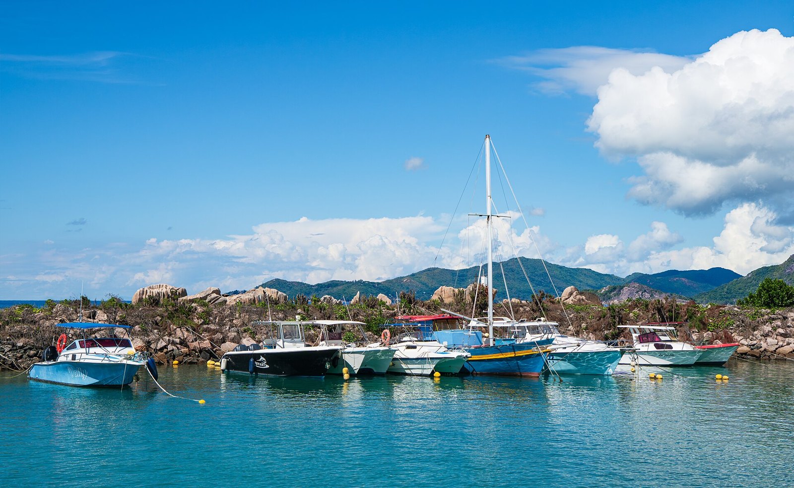 Ла-Диг: La Digue Marina - La Digue - Seychelles