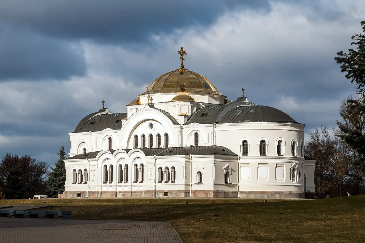 Брест: Brest Fortress Church of Saint Nicholas 2023-02-18 2769
